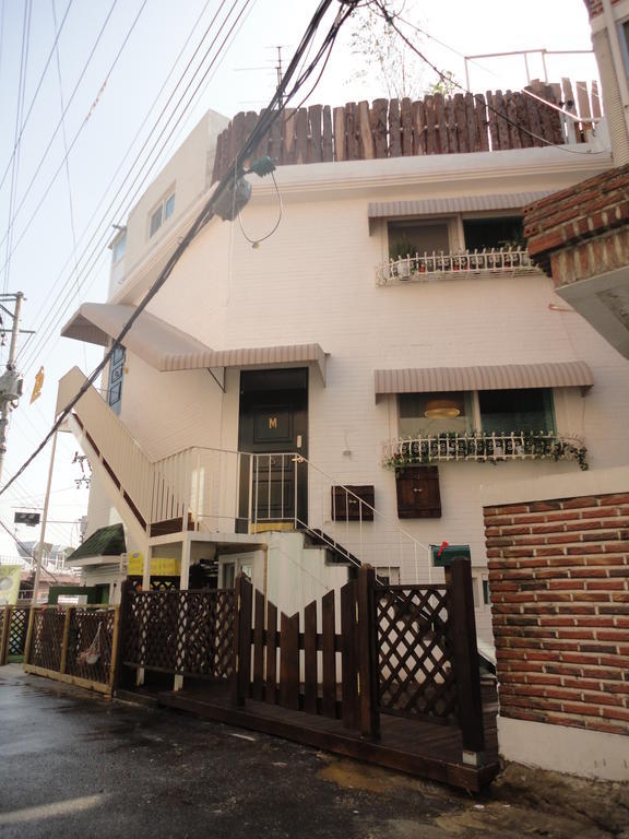 Xeromine Guesthouse Itaewon Szöul Szoba fotó